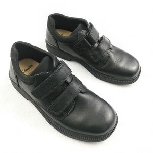 clarks junior boys school shoes